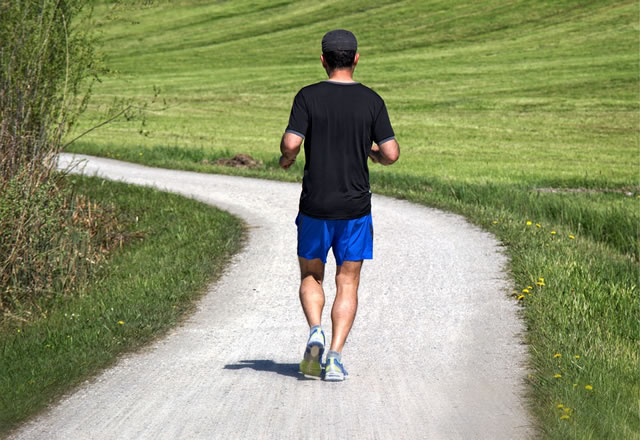 6 Benefícios para a sua saúde se andar mais 1000 passos por dia